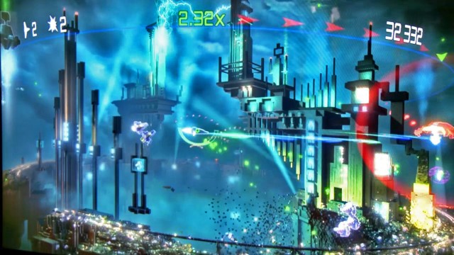 Resogun - Gameplay 2