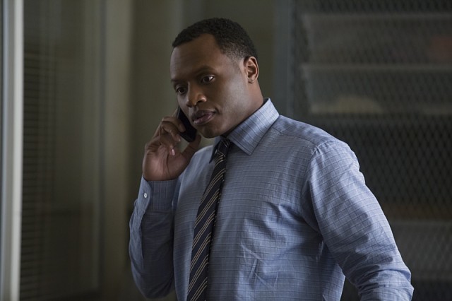 iZombie -- "Astroburger" -- Image Number: ZMB111B_0180 -- Pictured: Malcolm Goodwin as Clive Babineaux -- Photo: Katie Yu /The CW -- ÃÂ© 2015 The CW Network, LLC. All rights reserved.