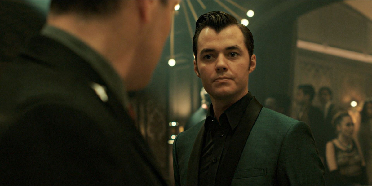 Pennyworth Season 2 Premiere “The Heavy Crown” Review Eggplante!